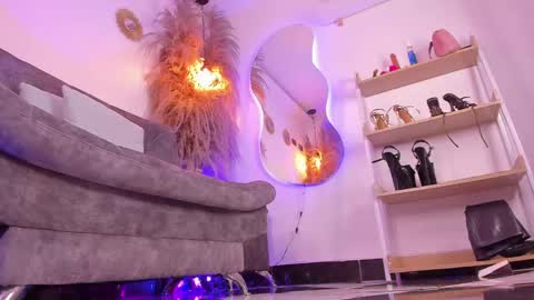 Ambar  online show from 05/11/26, 04:04