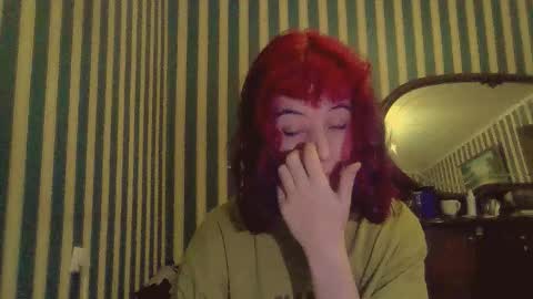 Snapshot of _amber_doll_ chatting on 11/02/25, 08:44 Amber online show from 11/02/25, 08:44