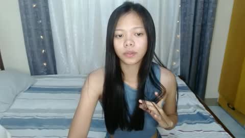 Snapshot of _amberxxx chatting on 03/02/25, 08:29 Amber online show from 03/02/25, 08:29