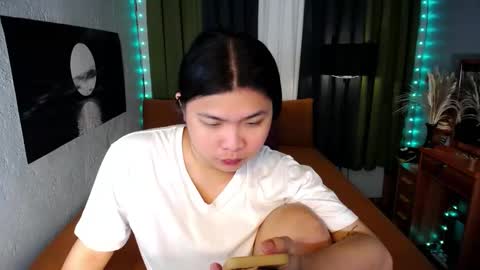 Amy online show from 09/12/25, 06:08