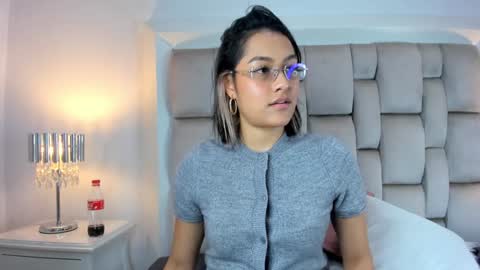 Angel Azul online show from 01/11/25, 05:51