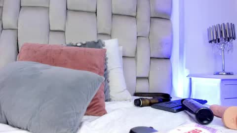 Angel Azul online show from 03/11/25, 02:51