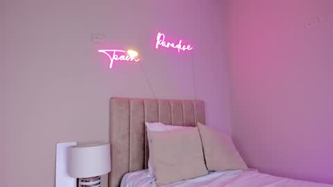 ngela  online show from 02/07/25, 11:34