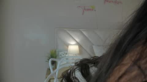 Snapshot of _angela_x chatting on 05/25/26, 11:16 ngela online show from 05/25/26, 11:16