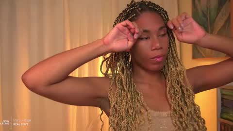 Angie -  online show from 09/28/25, 10:26