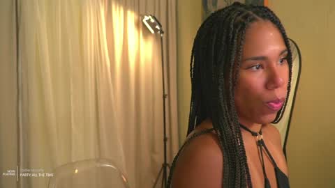 Snapshot of _angeleyes chatting on 04/09/26, 02:33 Angie - online show from 04/09/26, 02:33