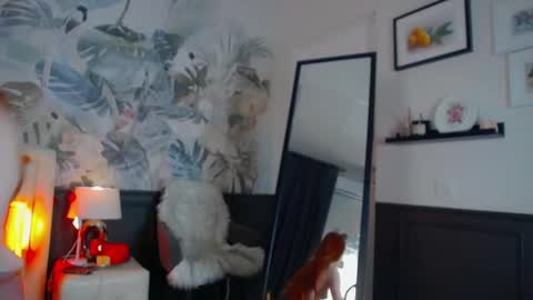 Angel online show from 10/30/25, 07:54