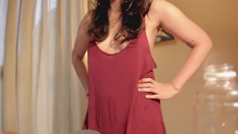 annie . online show from 07/19/26, 05:00