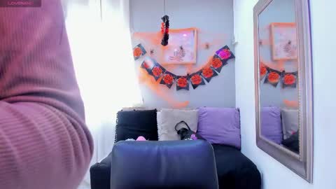      online show from 11/02/25, 05:59