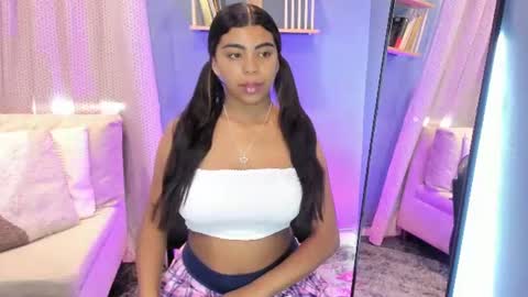 Snapshot of _anna_maria chatting on 06/11/26, 07:45 online show from 06/11/26, 07:45