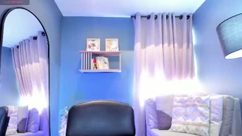 Snapshot of _anna_maria chatting on 07/17/26, 07:19 online show from 07/17/26, 07:19