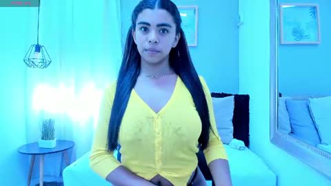 Snapshot of _anna_maria chatting on 07/18/26, 06:56 online show from 07/18/26, 06:56