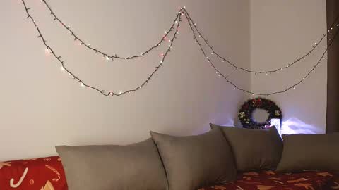 Anna online show from 12/26/24, 06:33