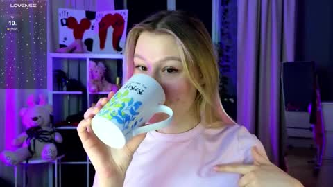 Snapshot of _anna_nolan_ chatting on 02/19/26, 06:42 Anna Nolan online show from 02/19/26, 06:42