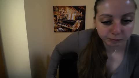 Anna online show from 10/21/25, 06:14