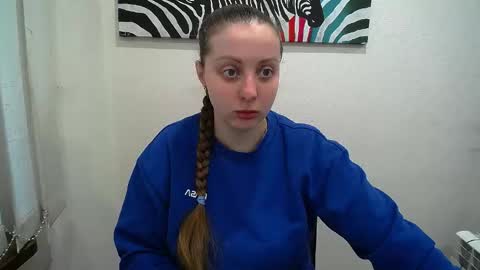Snapshot of _annabelle_lee chatting on 03/18/26, 07:22 Anna online show from 03/18/26, 07:22