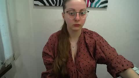 Snapshot of _annabelle_lee chatting on 03/24/26, 07:35 Anna online show from 03/24/26, 07:35