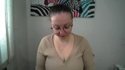 Snapshot of _annabelle_lee chatting on 04/22/26, 06:38 Anna online show from 04/22/26, 06:38