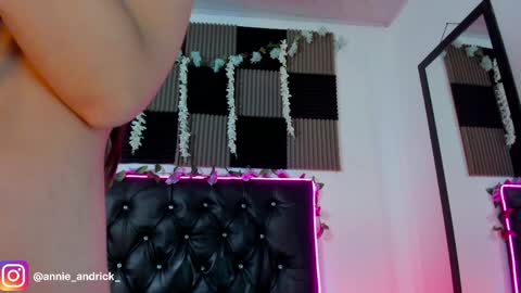 Annie Andrick online show from 04/12/26, 11:59