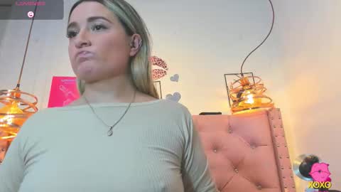 Snapshot of _antonella_11 chatting on 03/12/26, 10:16 _antonella_11 online show from 03/12/26, 10:16