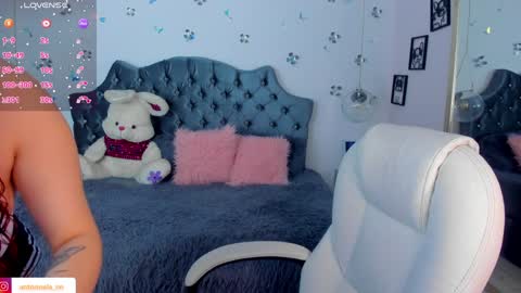 antonnela online show from 12/20/24, 01:54