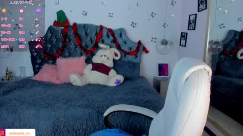 antonnela online show from 12/28/24, 02:10