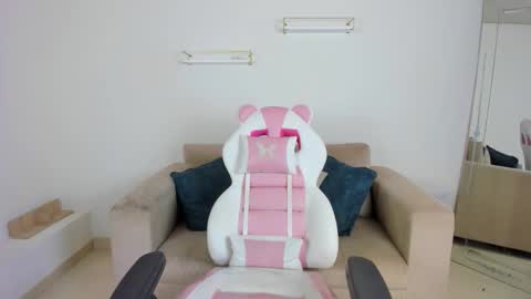    online show from 01/16/26, 12:20