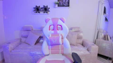    online show from 04/18/26, 12:31