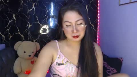 Snapshot of _arah chatting on 01/18/26, 02:48 arah online show from 01/18/26, 02:48