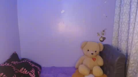 Snapshot of _arah chatting on 02/12/26, 10:43 arah online show from 02/12/26, 10:43