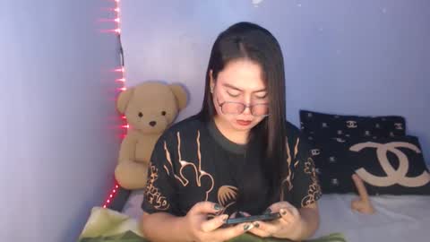 Snapshot of _arah chatting on 02/22/26, 01:40 arah online show from 02/22/26, 01:40