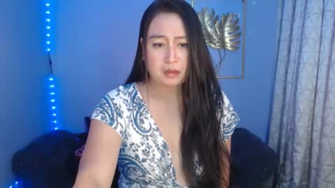 Snapshot of _arah chatting on 04/23/26, 08:13 arah online show from 04/23/26, 08:13