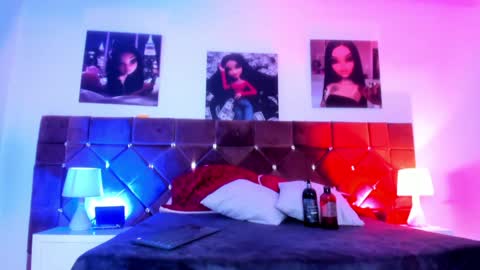 Snapshot of _ariana_lopez_ chatting on 02/06/25, 12:16 Ariana  online show from 02/06/25, 12:16