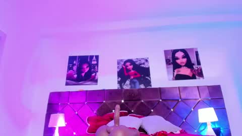 Snapshot of _ariana_lopez_ chatting on 02/18/25, 03:21 Ariana  online show from 02/18/25, 03:21