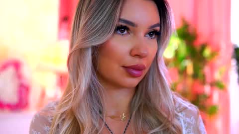 Arielle online show from 10/11/25, 09:19