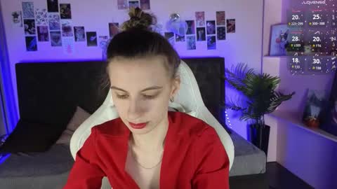 _ash_leyy_ online show from 02/14/26, 01:57