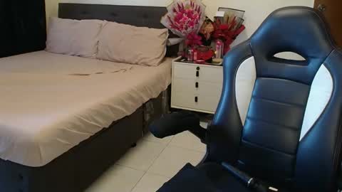 Angie online show from 02/20/26, 12:07