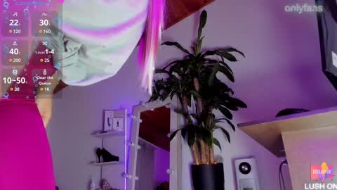 Snapshot of _asscutebig_ chatting on 01/03/25, 09:25 fer online show from 01/03/25, 09:25