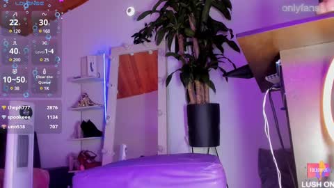 Snapshot of _asscutebig_ chatting on 02/11/25, 04:33 fer online show from 02/11/25, 04:33