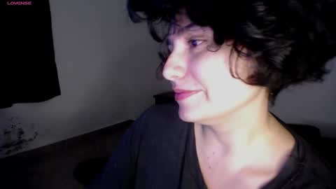 Snapshot of _atenea_golden chatting on 12/13/24, 11:17 atenea online show from 12/13/24, 11:17