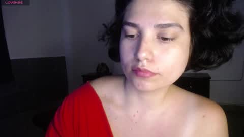 Snapshot of _atenea_golden chatting on 12/30/24, 08:25 atenea online show from 12/30/24, 08:25