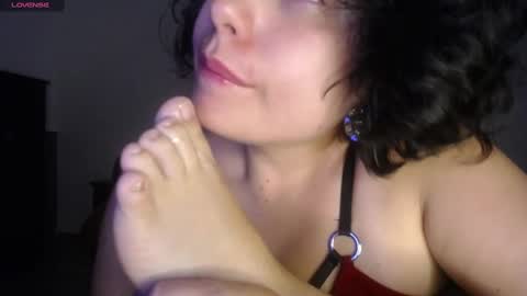 Snapshot of _atenea_golden chatting on 01/26/25, 01:09 atenea online show from 01/26/25, 01:09