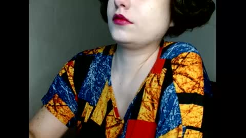 Snapshot of _atenea_golden chatting on 02/16/26, 09:16 atenea online show from 02/16/26, 09:16