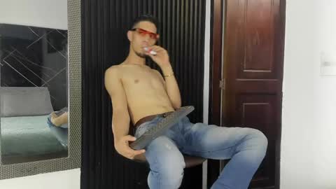_axel_09 online show from 04/18/26, 04:44