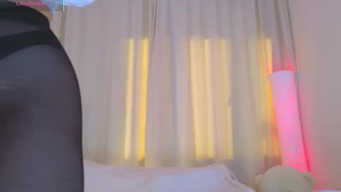 Jess online show from 09/12/25, 04:23