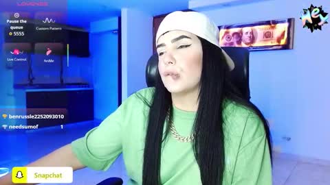 Snapshot of _babyfantasy_ chatting on 10/18/25, 06:30 You Baby online show from 10/18/25, 06:30