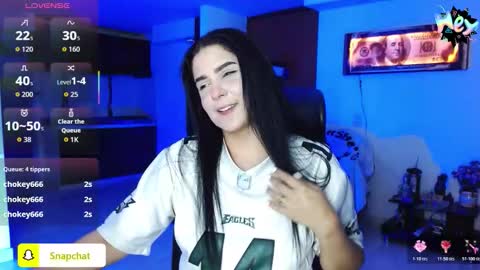 Snapshot of _babyfantasy_ chatting on 11/18/25, 02:28 You Baby online show from 11/18/25, 02:28