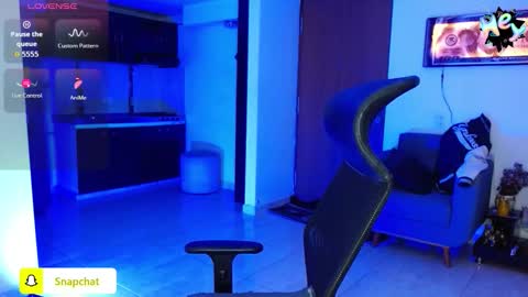 Snapshot of _babyfantasy_ chatting on 11/23/25, 09:20 You Baby online show from 11/23/25, 09:20