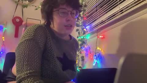 Snapshot of _bandit_b0y chatting on 12/05/24, 03:04 bandit online show from 12/05/24, 03:04