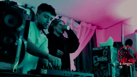 Lunita  online show from 09/28/25, 12:16